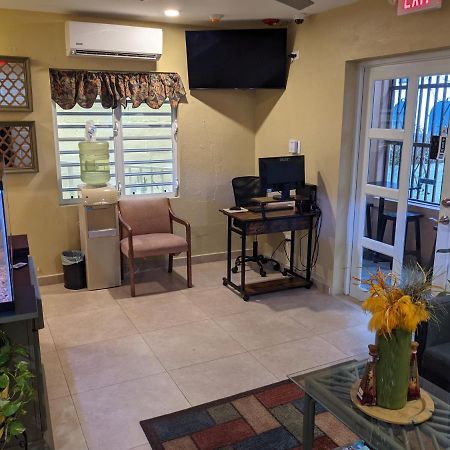 Midtown Guest House Charlotte Amalie Exterior foto
