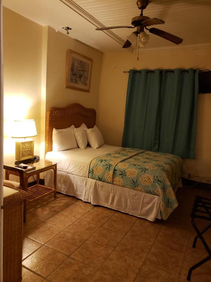 Midtown Guest House Charlotte Amalie Exterior foto